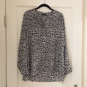 Apt 9 Tunic shirt, NWT size L